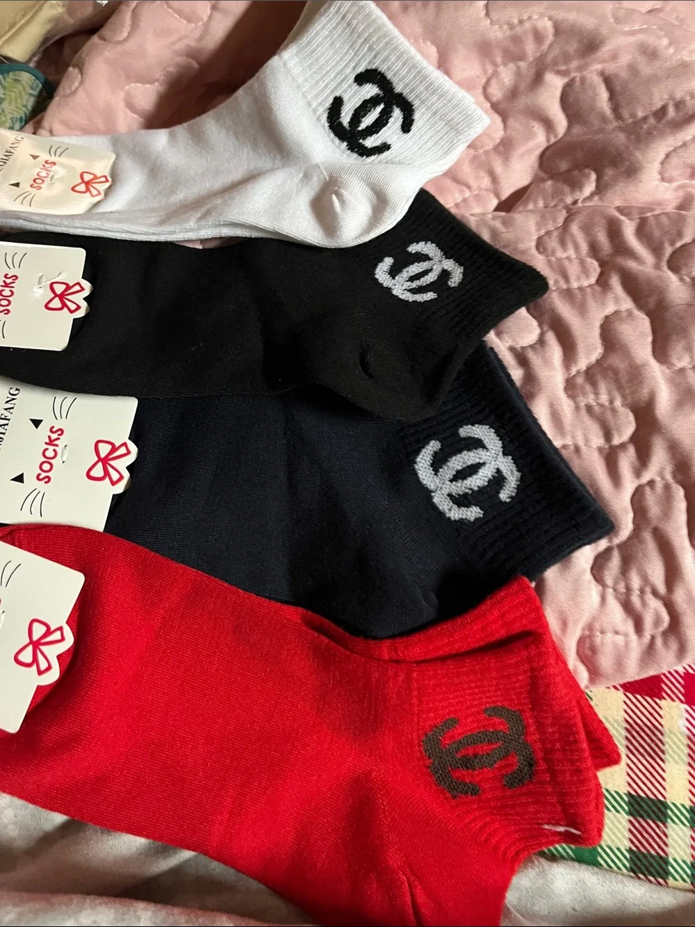 WomansCasual Crew Socks - White, Black, Navy, Red -fashion only